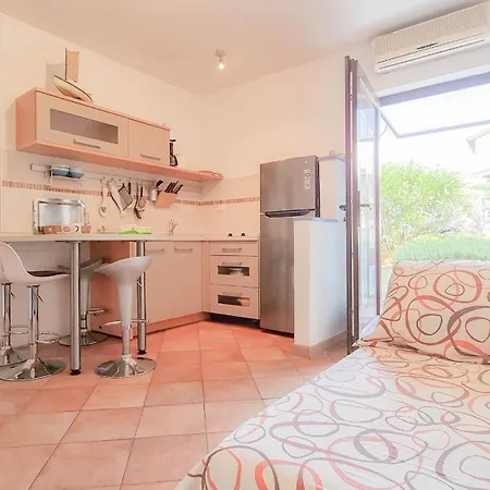Maria Nevija Apartman