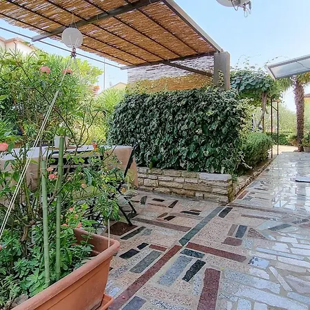 Maria Nevija Apartman