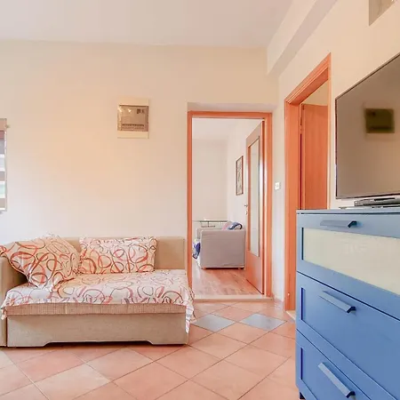 Apartament Maria Nevija