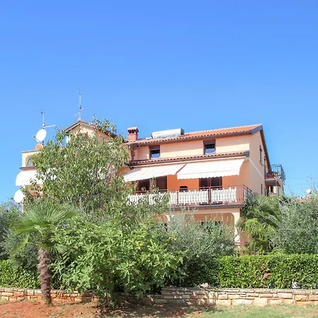 Apartment Maria Nevija