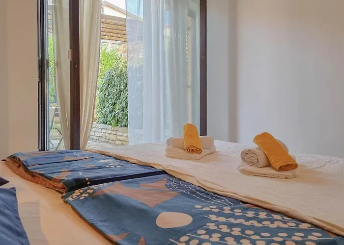 Maria Nevija * Novigrad (Istria)